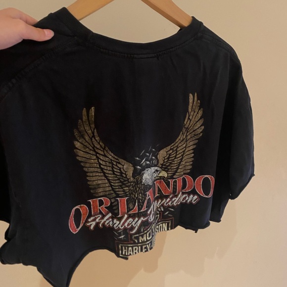 Graphic tee - Picture 2 of 5